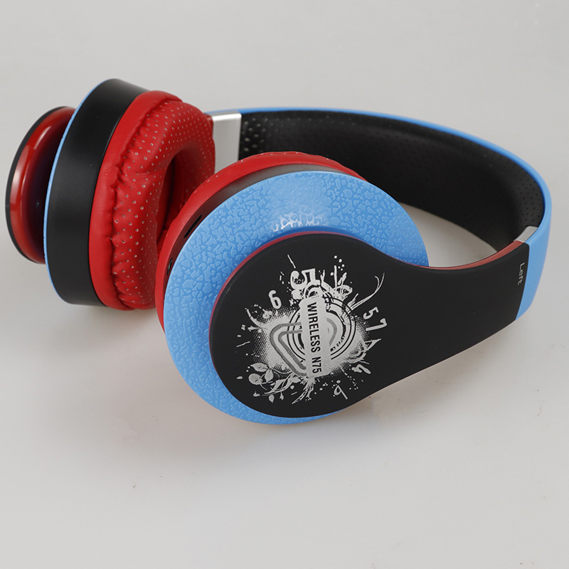 GTIPPOR Stereo Wireless Headphone Bluetooth Headset Wired Headphone Over Ear FM Radio Micro SD Card MP3 Play With Microphone GTIPPOR Stereo Wireless Headphone Bluetooth Headset Wired Headphone Over Ear FM Radio Micro SD Card MP3 Play With Microphone